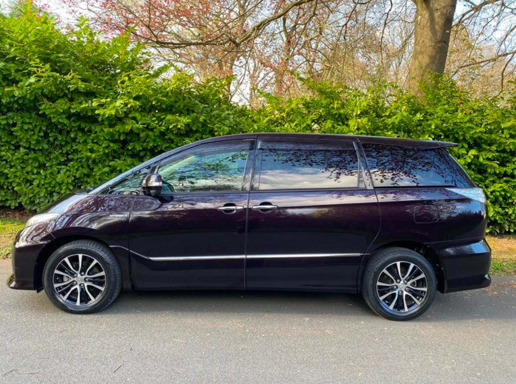 2013 Toyota Estima
