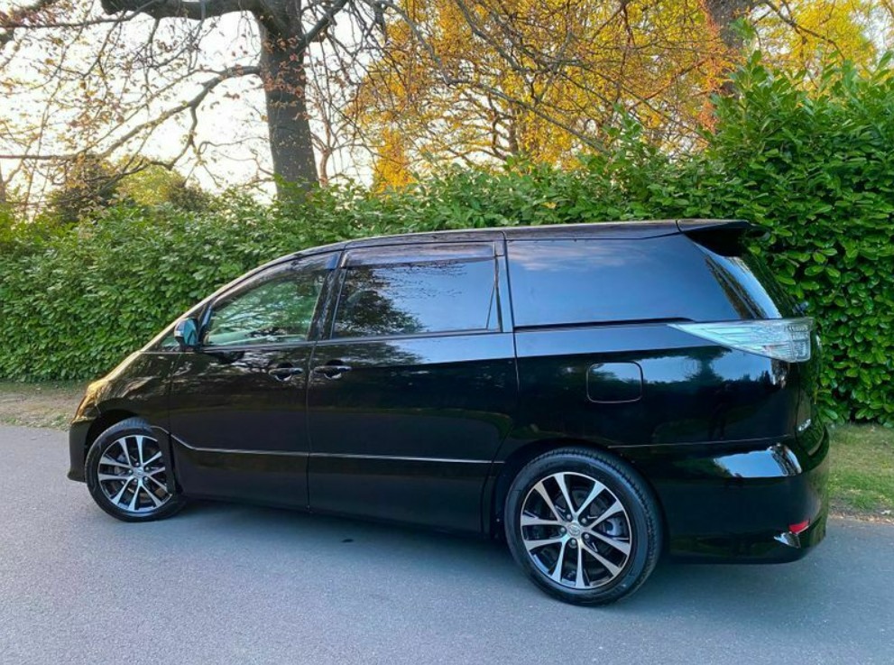 2012 Toyota Estima